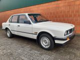 BMW 324 Diesel - scheckheftgepflegt und original - BMW: Limousine