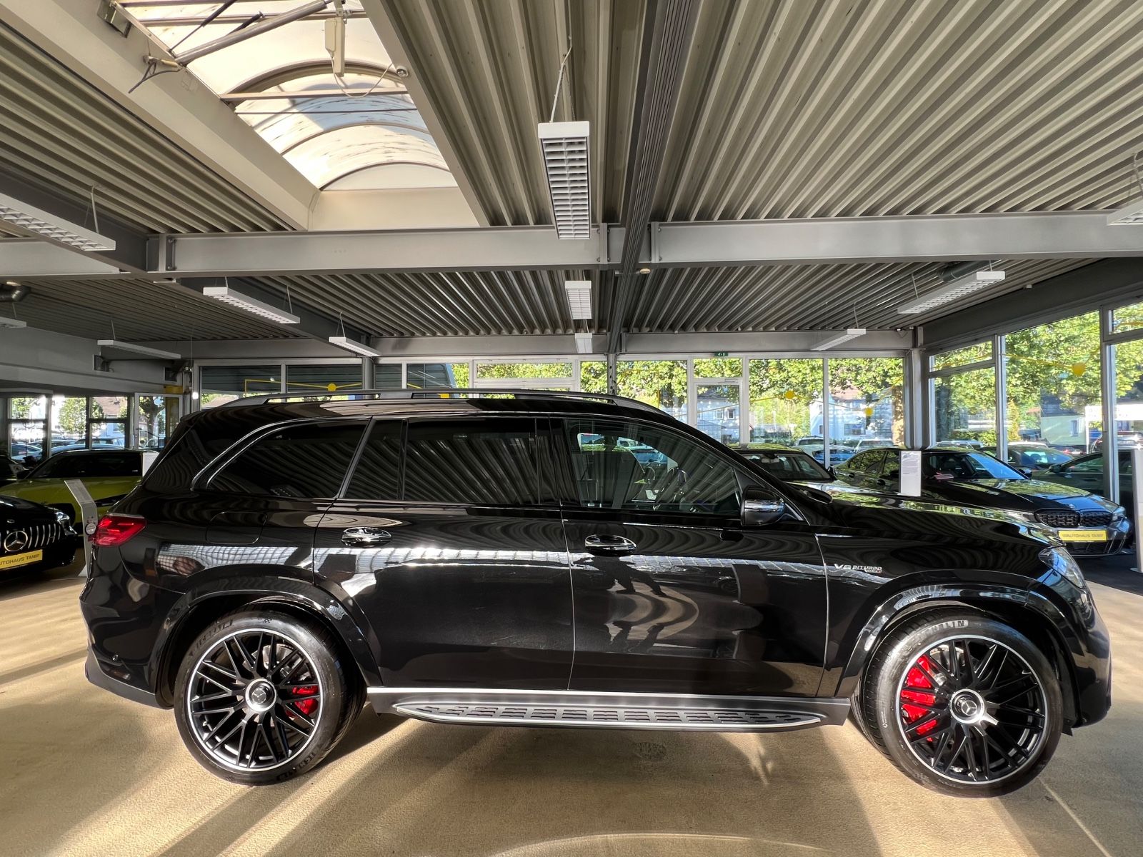 Fahrzeugabbildung Mercedes-Benz GLS 63 AMG 4 Matic*CARBON*3D BURMESTER*NEUWERTIG