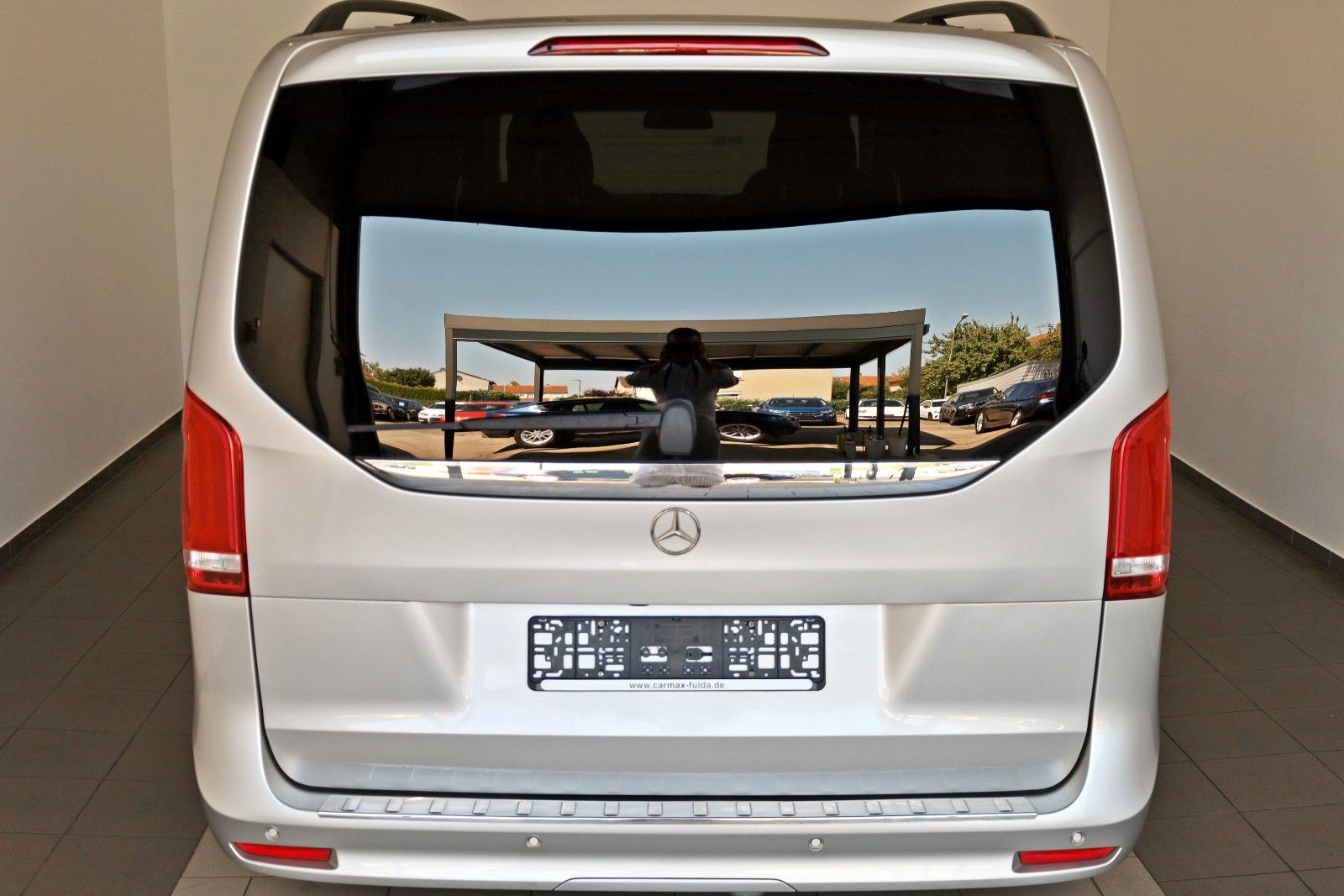 Fahrzeugabbildung Mercedes-Benz V 250d EDITION LANG,7Sitz,Navi,Kamera,ACC,AHK+WR