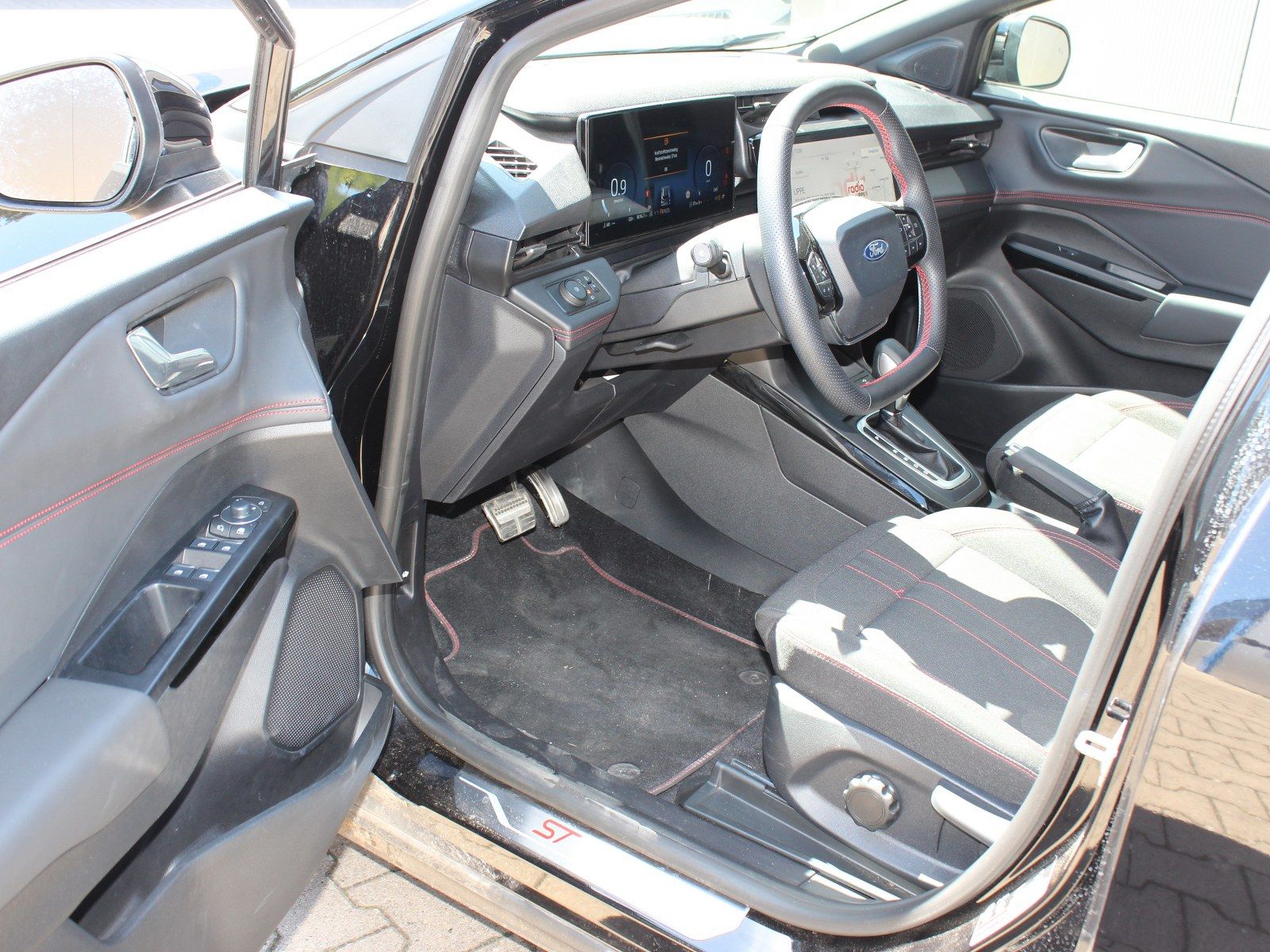 Fahrzeugabbildung Ford Puma ST-Line 1,0 EcoBoost Mild Hybrid