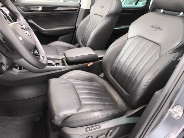 Fahrzeugabbildung SKODA Kodiaq 2.0 TDI DSG 4x4 Laurin & Klement AHK PANO