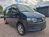 Volkswagen T6 Transporter Kombi /9-Sitzer/Klima/AHK/TüvNeu - VW T6 Transporter in Rostock
