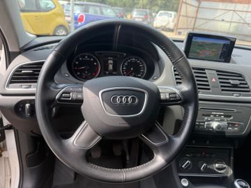 Audi Q3 - 12