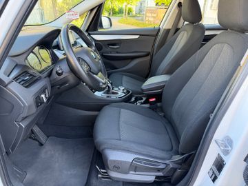 BMW 218 Active Tourer - 12