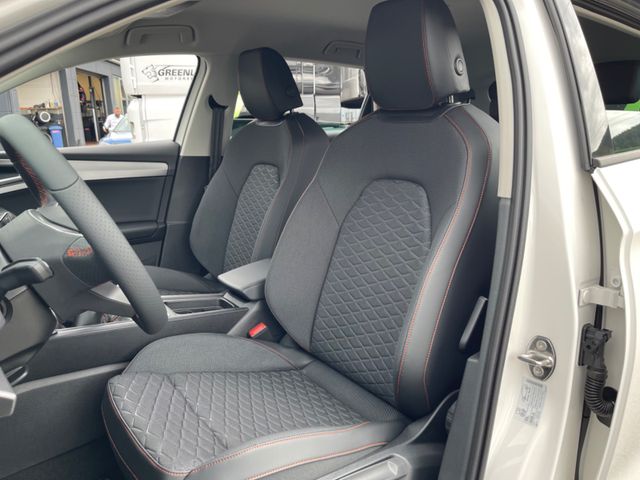 Leon Sportstourer FR*NAVI/Voll LED/UPE36.160€