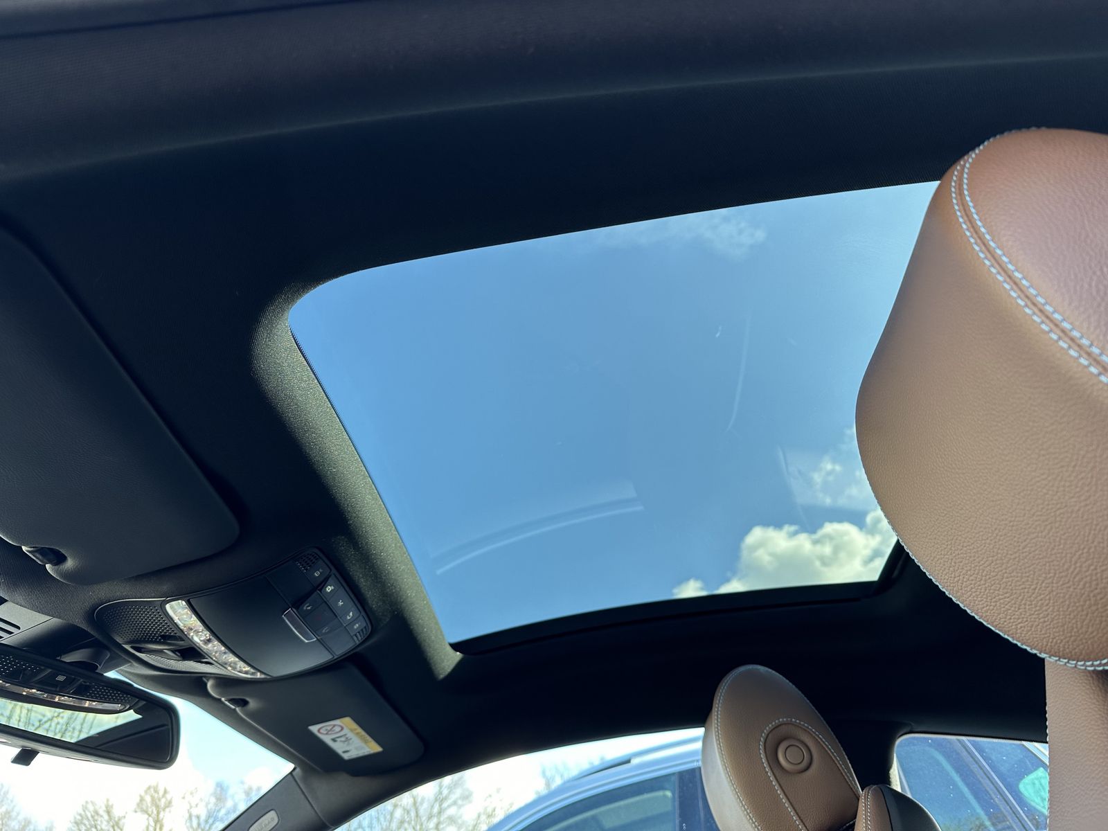 Fahrzeugabbildung Mercedes-Benz C 200 Coupé Edition 1 Aut. NAV+LED+SHZ+AHK+PANO+
