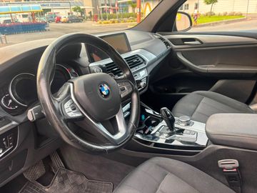 BMW X3 - 11