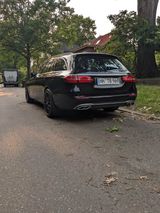 Mercedes-Benz E 220d T AVANTGARDE - AMG Look - Mercedes-Benz E 220 in Hamburg
