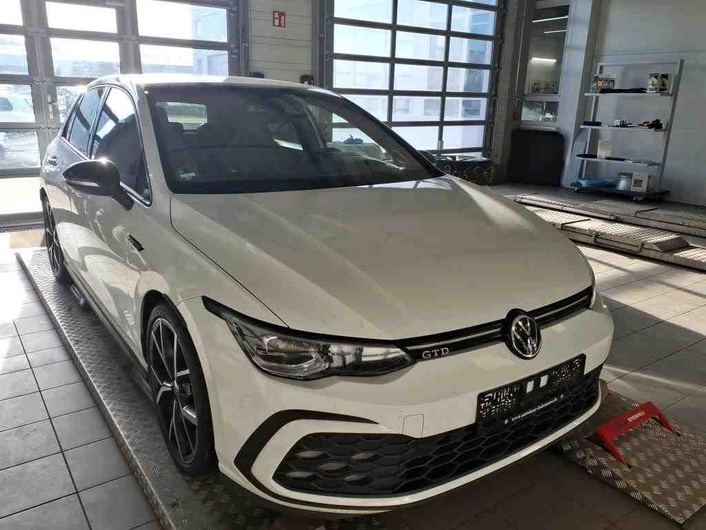 Volkswagen Golf VIII 2.0 TDI GTD NAVI MATRIX-LED AHK PANO imagem 3