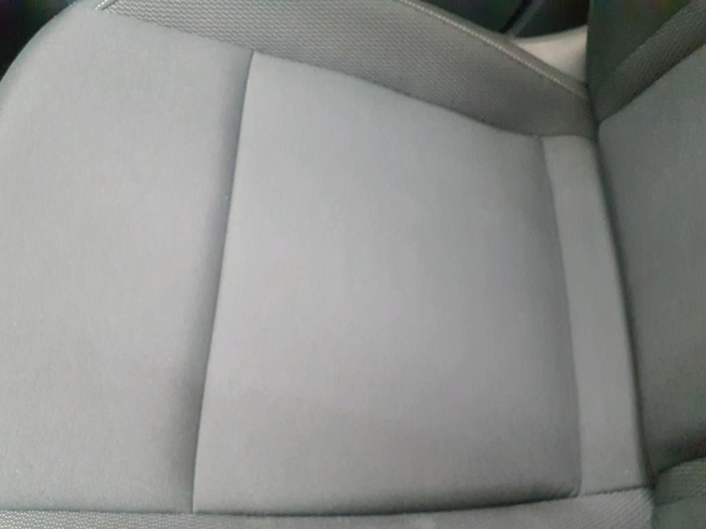 Skoda Karoq Ambition 2.0 TDI AHK*PDC*Tempo*Klima*NAV