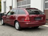 Mercedes-Benz C 220 CDI ELEGANCE AUTOMATIK*STANDHZ*SITZHZ*AHK* - gebrauchte Mercedes-Benz C 220 aus dem Jahr 2002