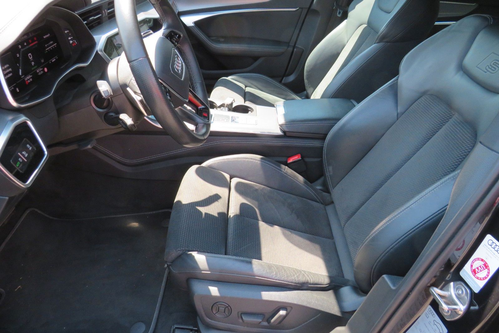 Fahrzeugabbildung Audi S6 Avant 3.0 TDI quattro