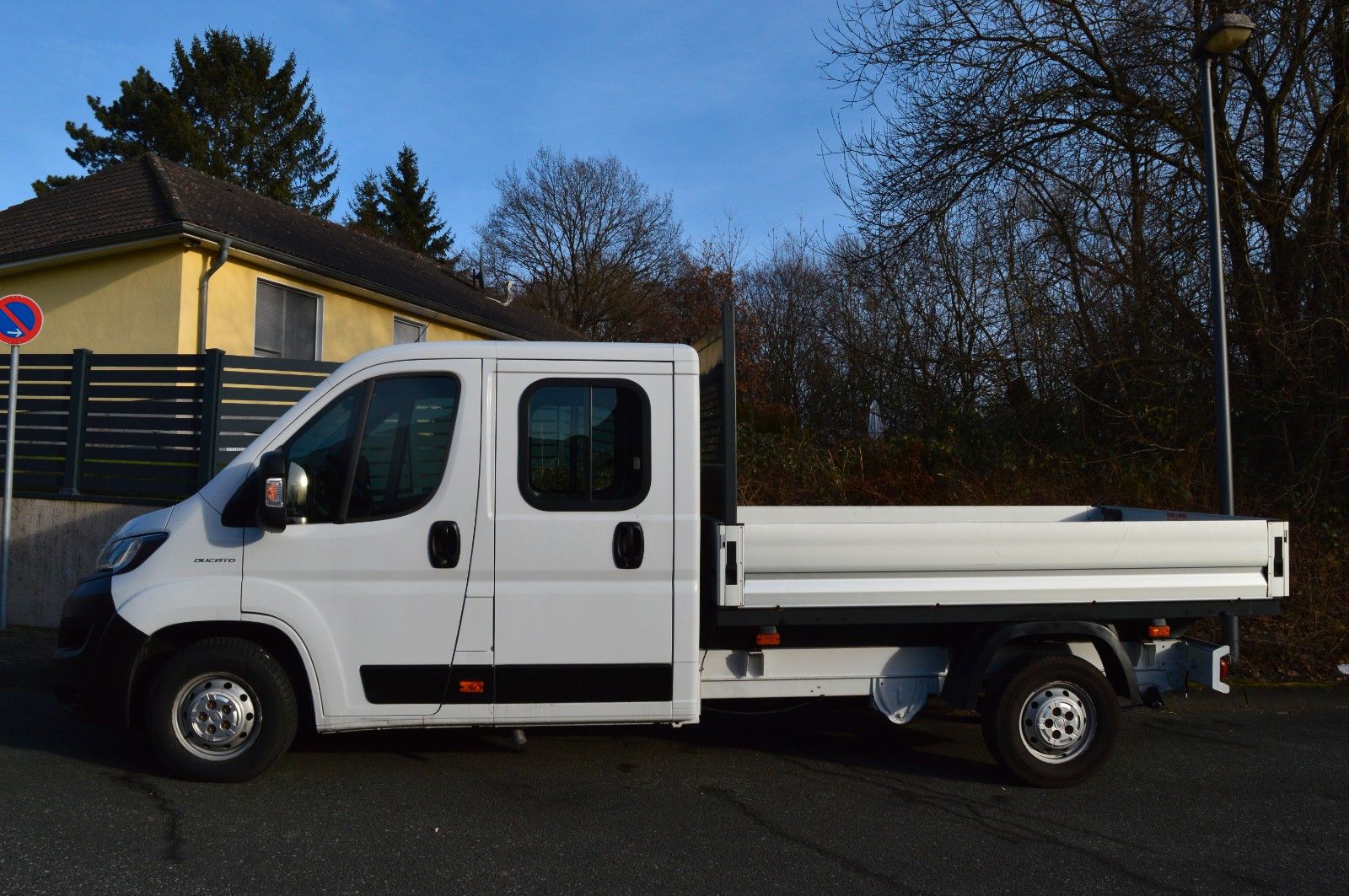 Fiat Ducato Pritsche/ Doppelk. 35 140 L4 Pritsc-TOP