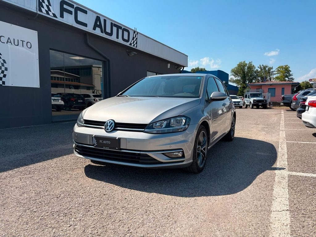 Image of Volkswagen Golf