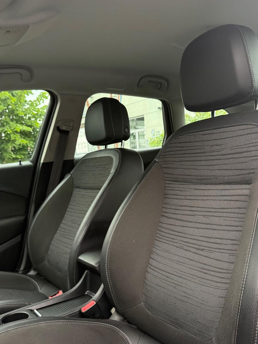 Opel Astra 2014 — photo 18