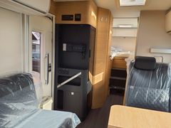 Adria Matrix 670 SL, 60 Y JUBILEE Sondermodell