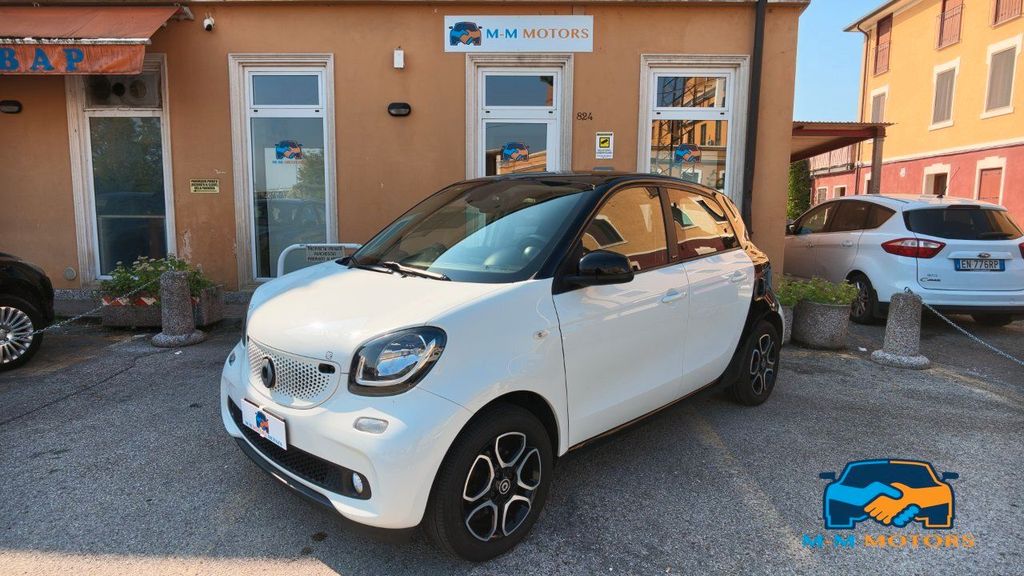 Image of Smart ForFour