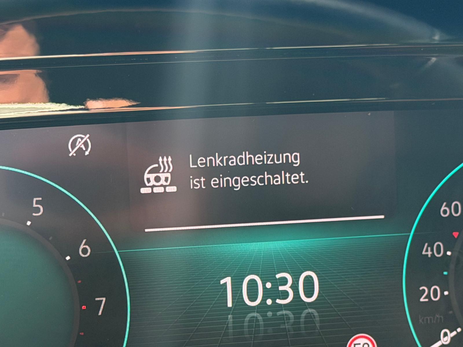 Volkswagen Golf VIII 1.5 TSI Lim. Active/LED/ACC/SPUR/2.H, миниатюра 28