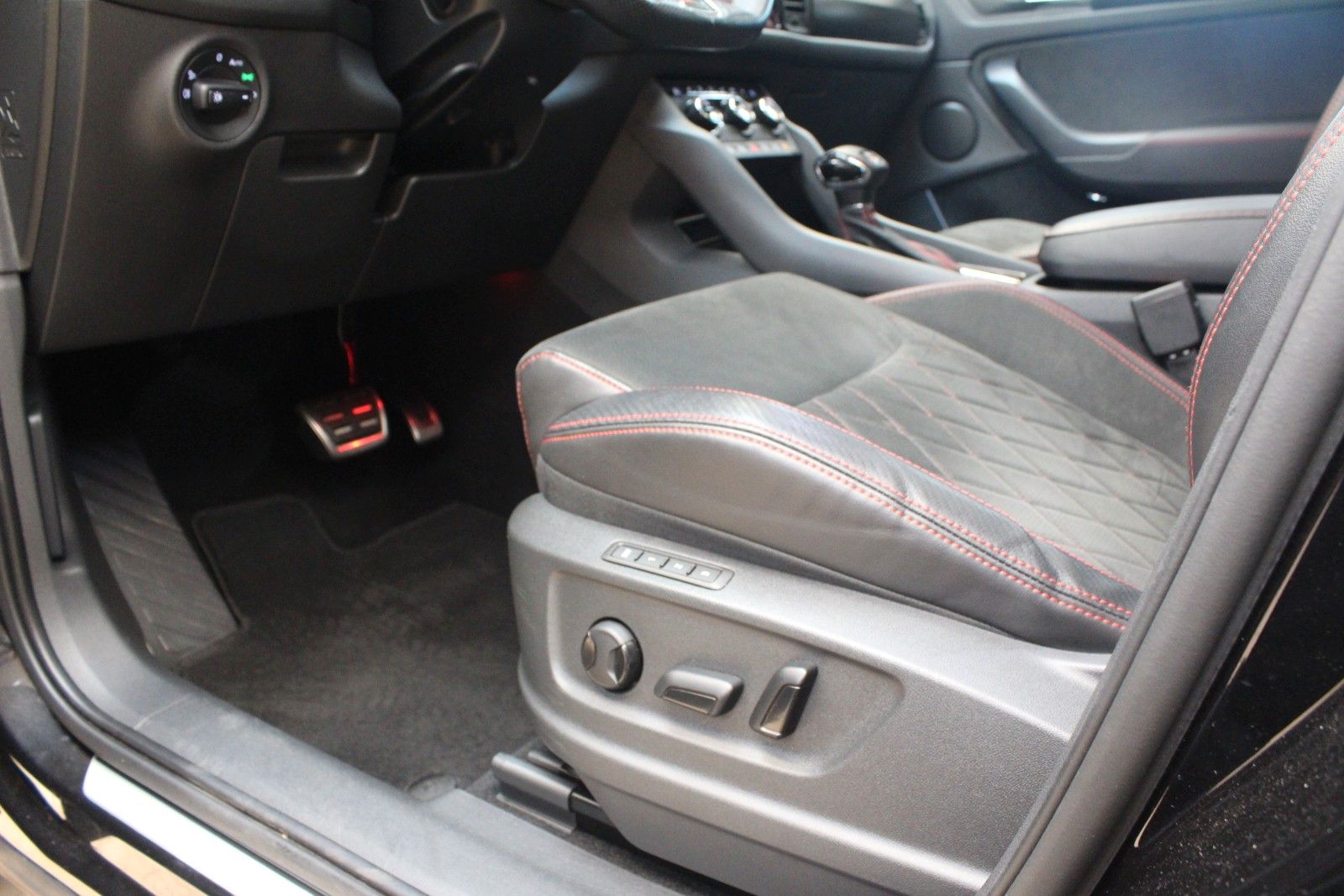 Skoda Kodiaq RS 4x4 2.0 TSI 245PS *BUSINESS PAKET foto 25