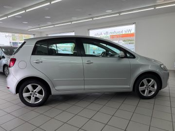 Volkswagen Golf - 5