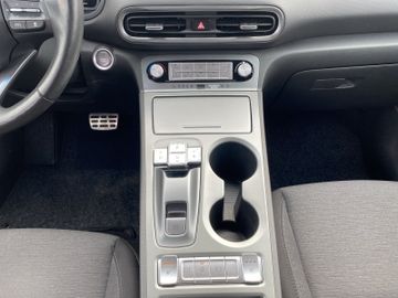 Hyundai Kona Elektro Trend 64 kWh Kam.+OBC+Navi+SHZ+ACC