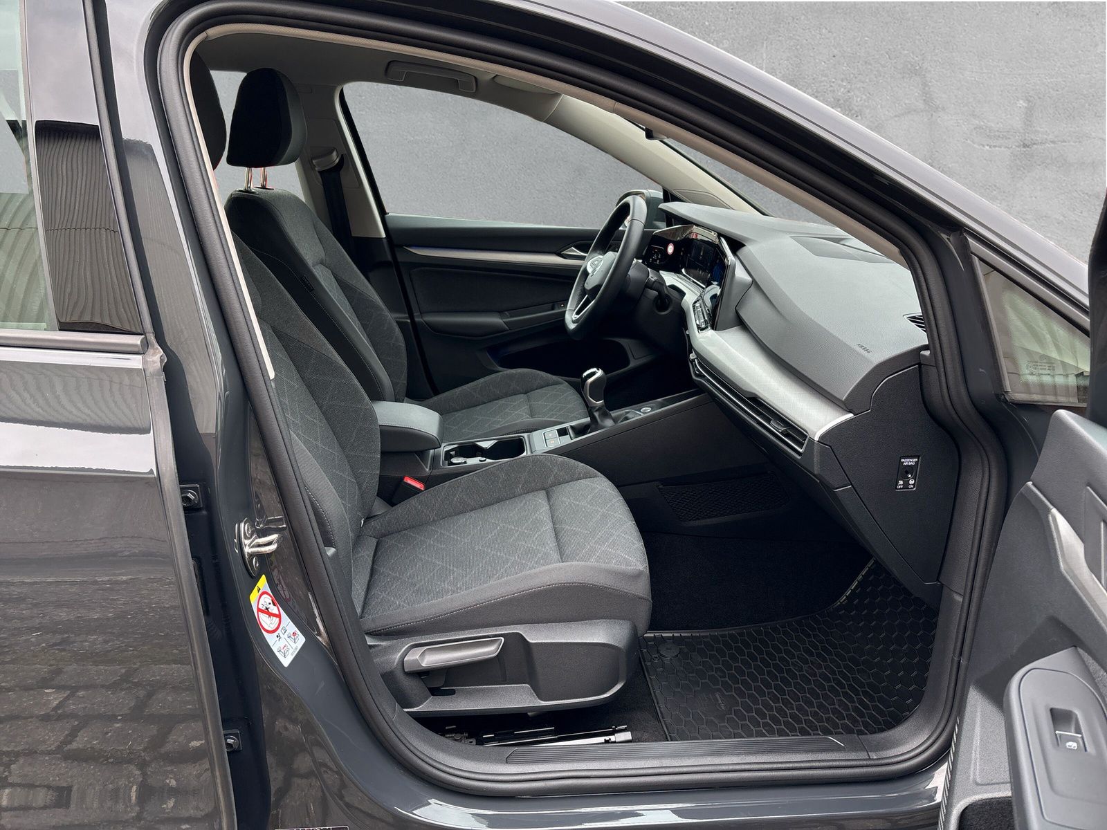 Fahrzeugabbildung Volkswagen Golf  Variant 2.0 TDI Life Kamera AppConnect Nav
