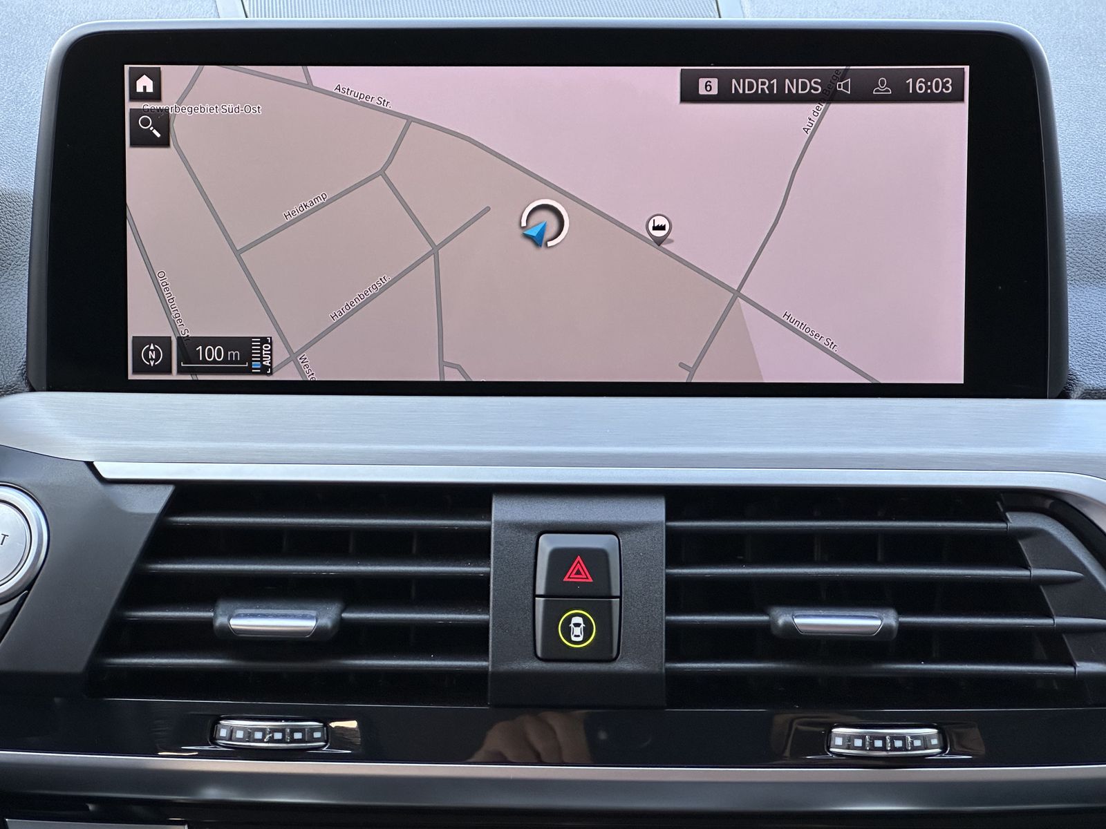 Fahrzeugabbildung BMW X3 xDrive30e xLine NAV+LED+HIFI+ACC+360°-KAMERA