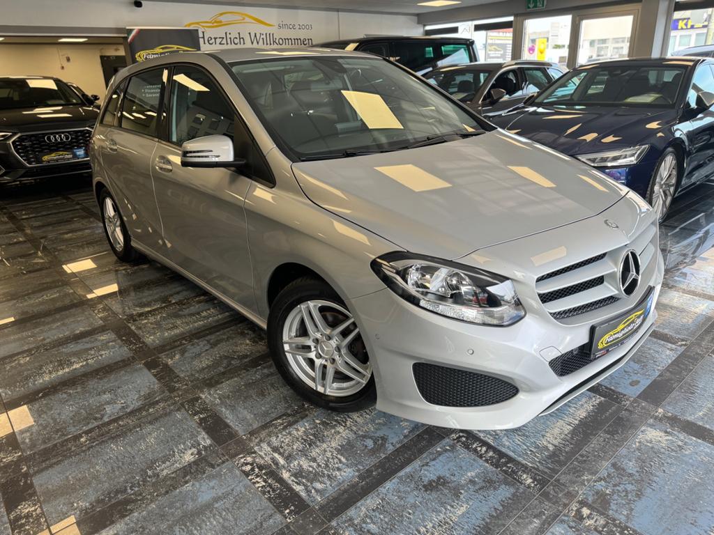 Mercedes-Benz B 180