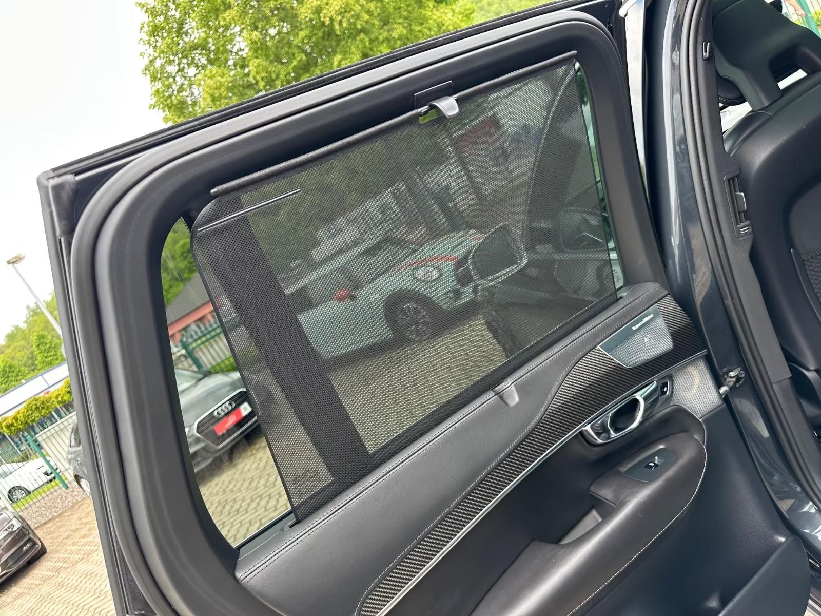 Volvo XC90 R-Design AWD KEY Stand AHK Pano ACC Luft