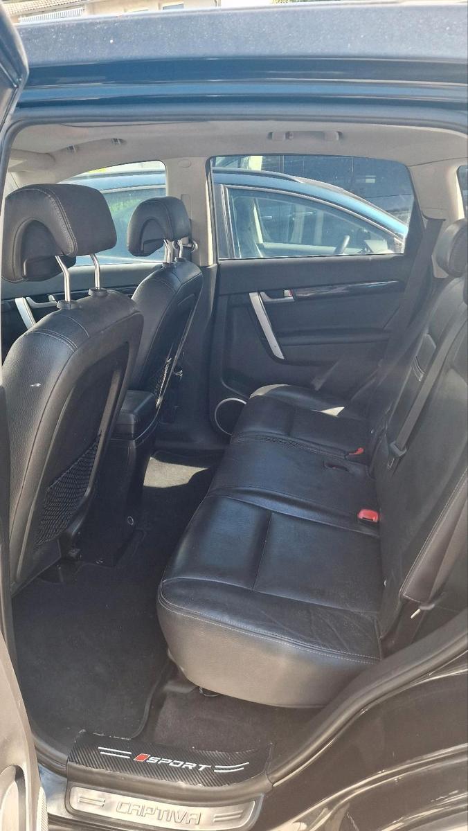 Chevrolet Captiva 2012 — photo 9