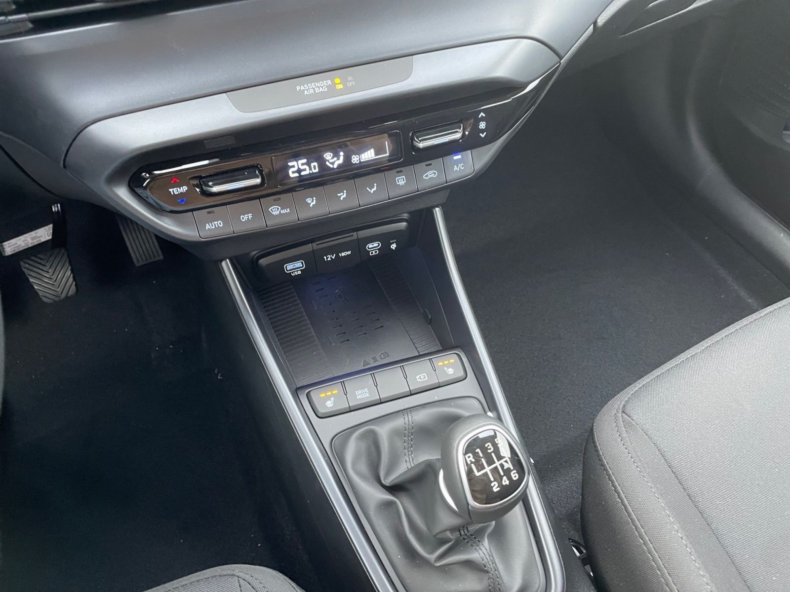 Fahrzeugabbildung Hyundai i20 1.0 T-GDI Trend Komfort Navi