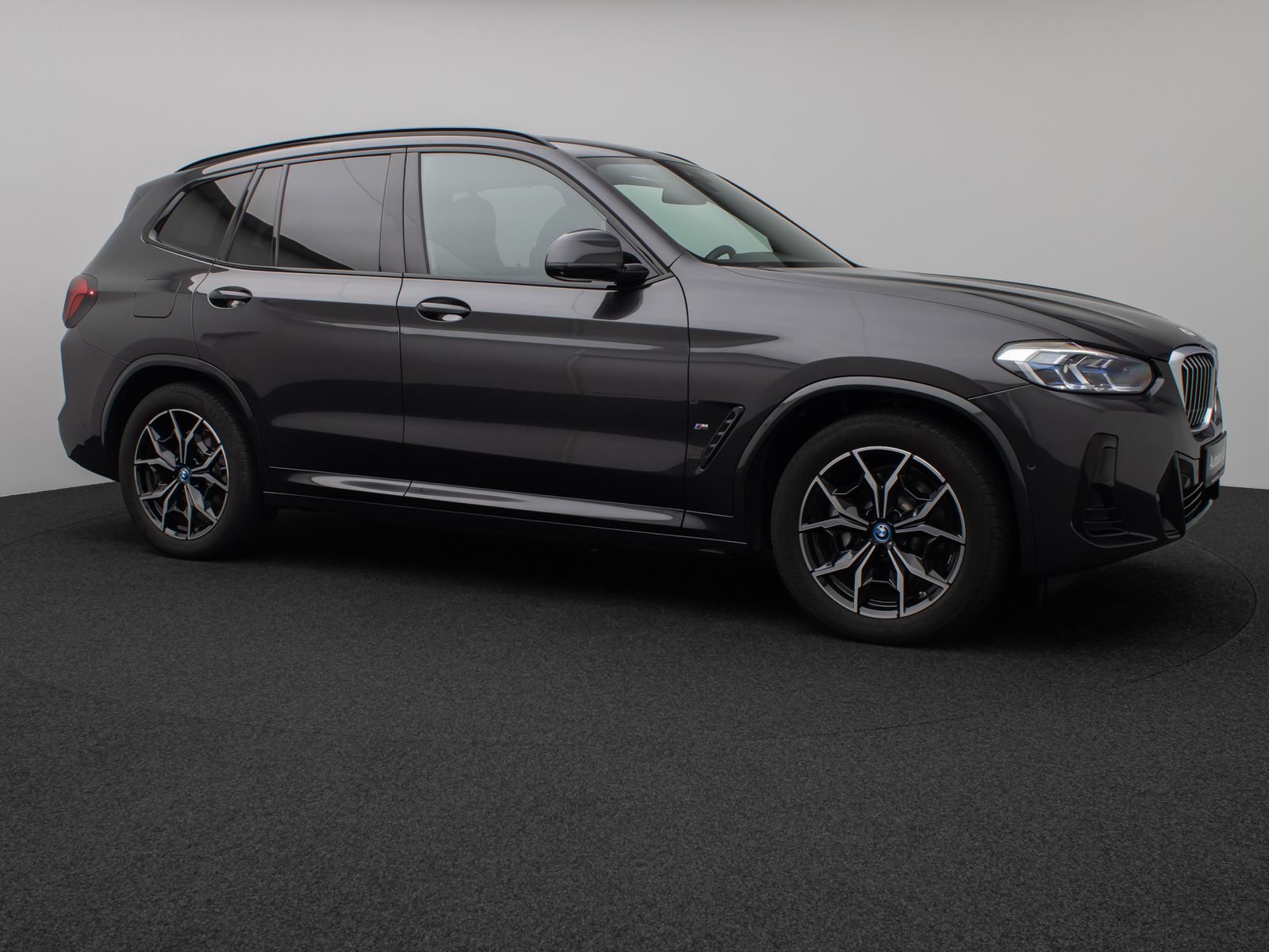 Fahrzeugabbildung BMW X3 xD30e M Sport Panorama Laser 360°HUD Komfort
