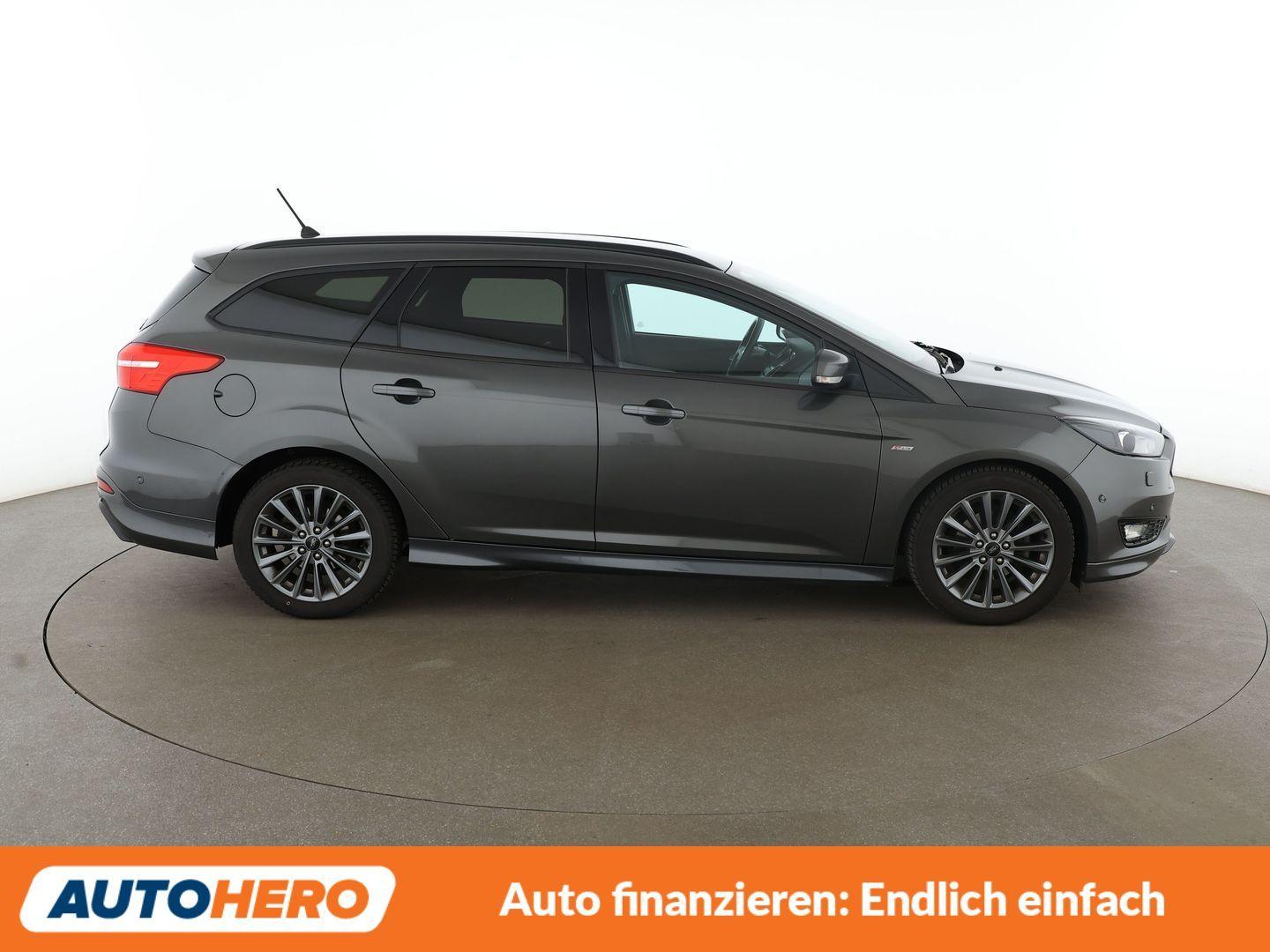 Ford Focus 1.0 EcoBoost ST-Line *NAVI*XENON*TEMPO*PDC