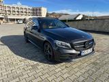 Mercedes-Benz C 300 d 4MATIC T Autom. - - Mercedes-Benz C 300 mit Diesel-Antrieb: Winterreifen, Kombi