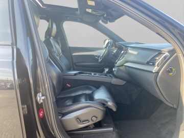 Volvo XC90 - 12