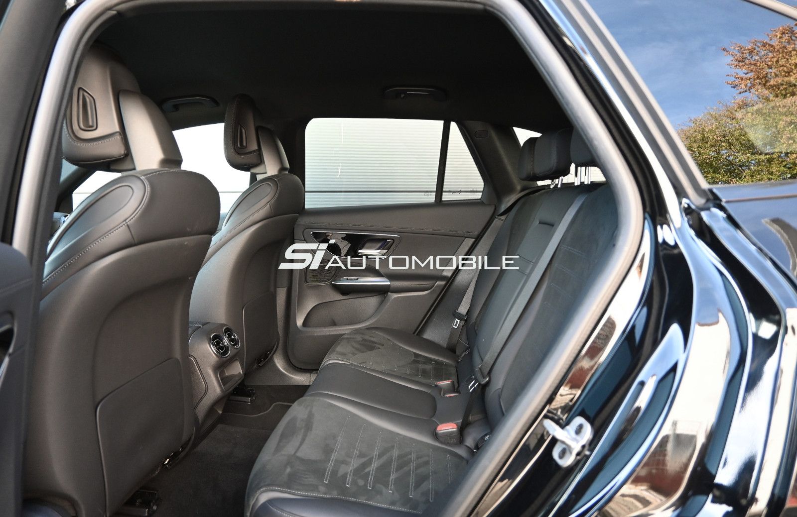 Fahrzeugabbildung Mercedes-Benz GLC 300 e 4M AMG Adv.+°NIGHT°ACC°MEMORY°20"°360°