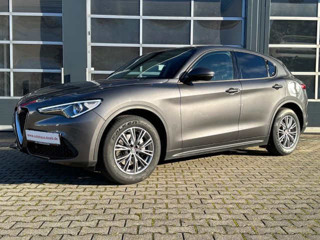 Alfa Romeo Stelvio  Q4