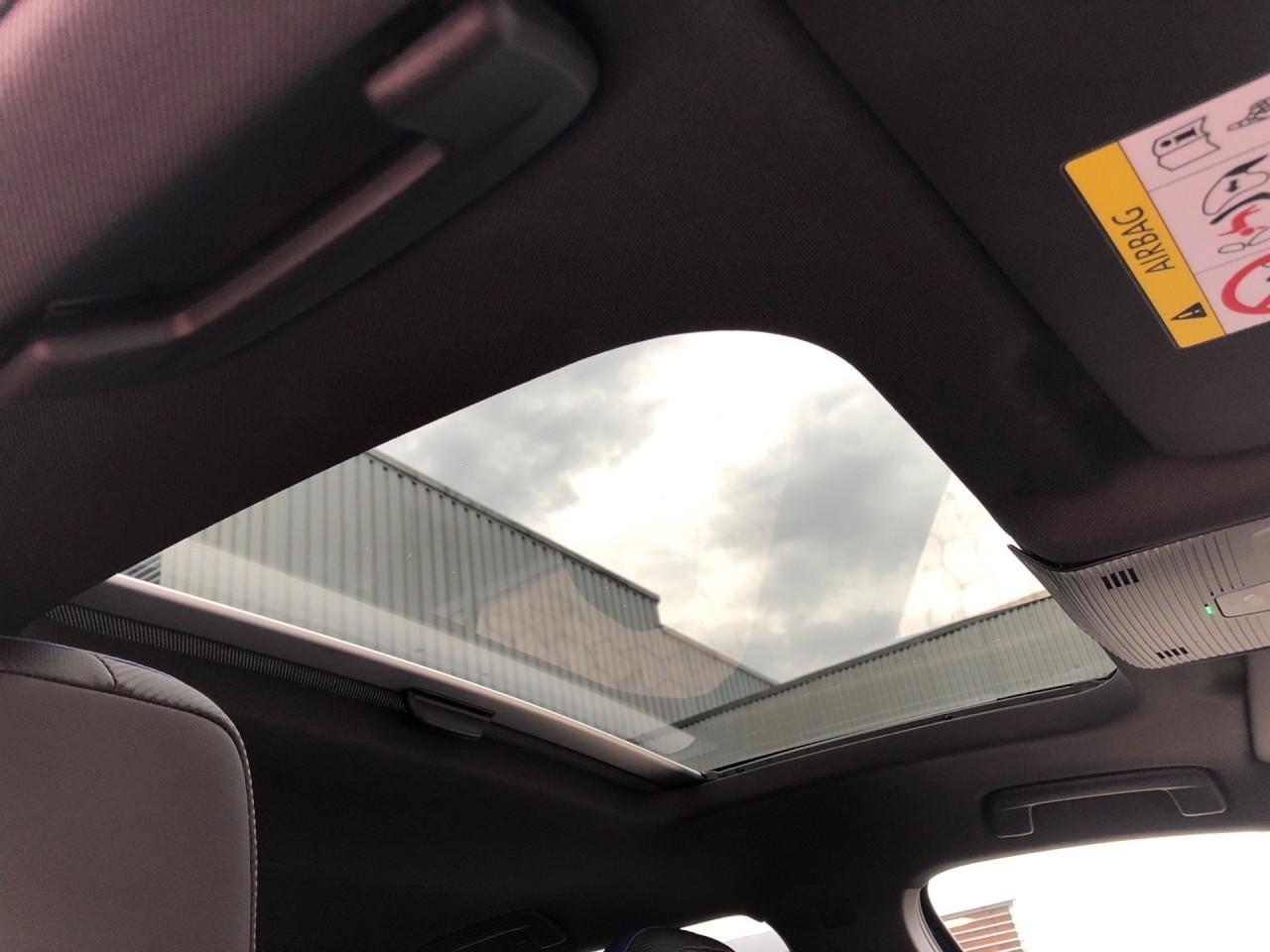 Volkswagen Golf VIII R 2.0 TSI DSG 4Motion+LEDER+PANO+AKRA, миниатюра 15