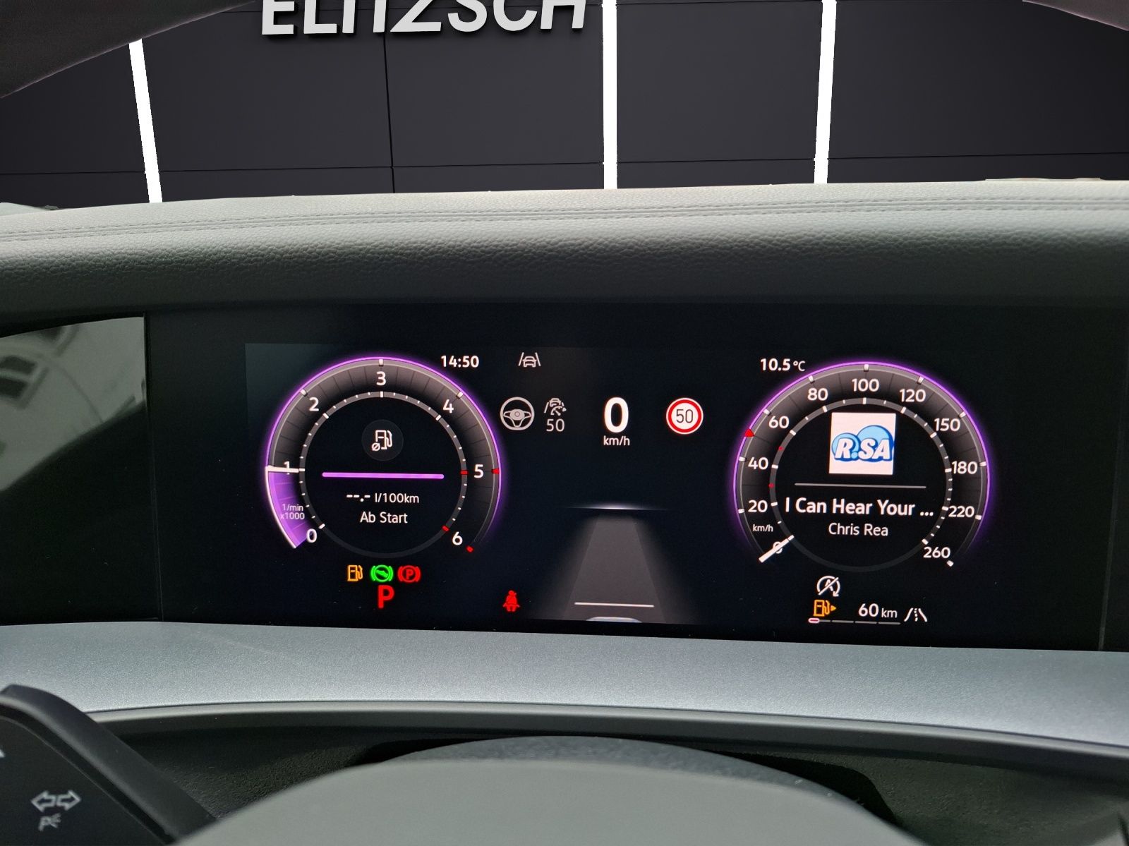 Fahrzeugabbildung Volkswagen Tayron TDI R-Line DSG 4M Matrix AHK Navi AID ACC