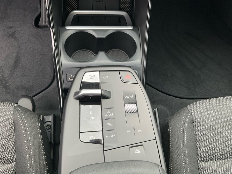 BMW iX1 - Bild 12