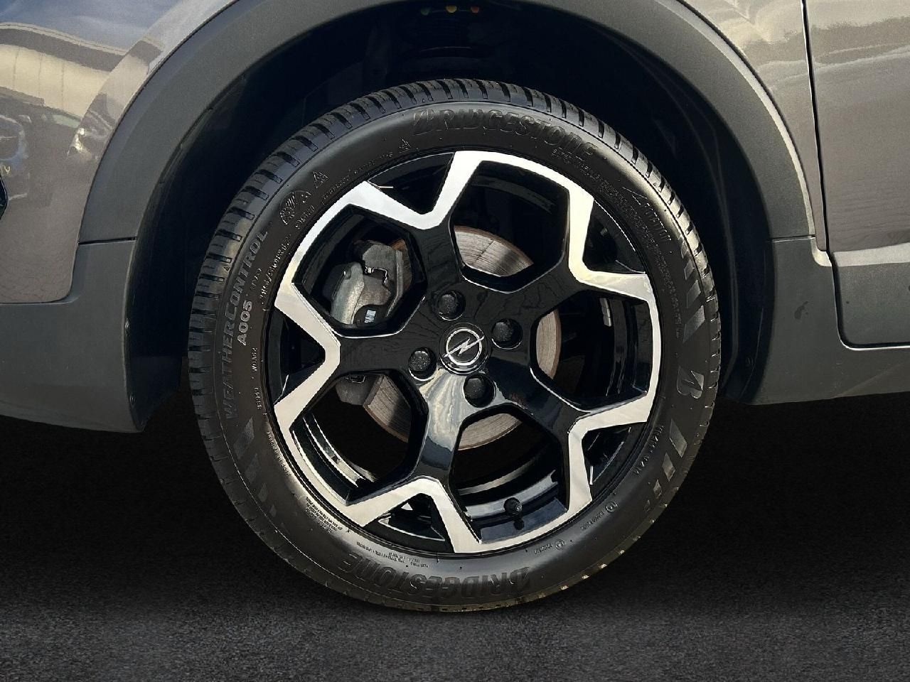 Fahrzeugabbildung Opel Crossland GS Line, AHK, Allwetter