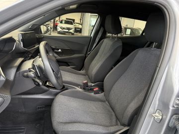 Peugeot 2008 - 9