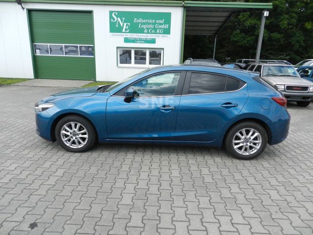 Mazda 3 Lim. Center-Line