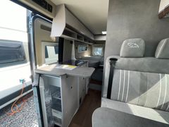 Pössl Summit Shine 600 L  | Premium & Assistenz Paket*