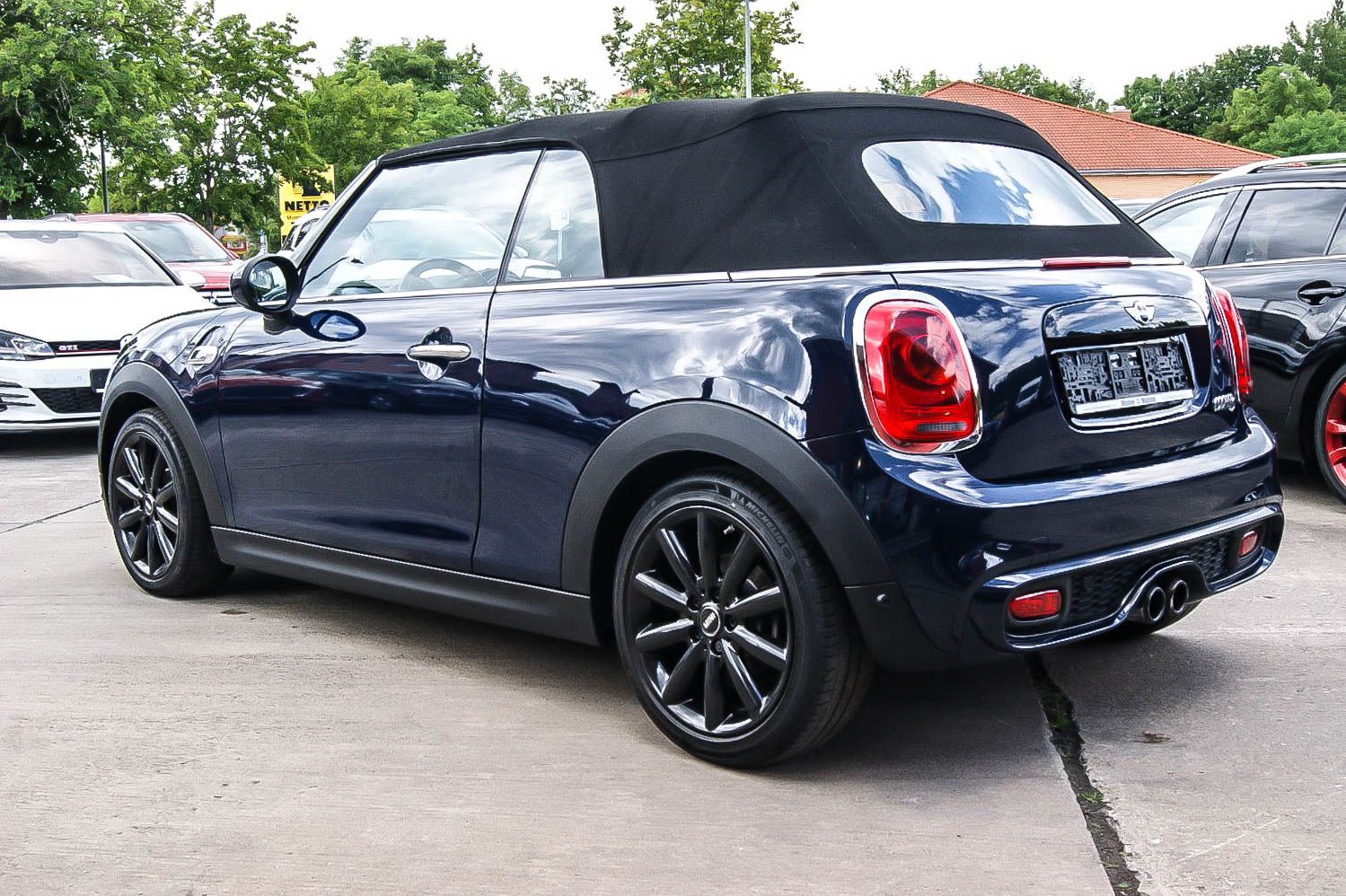 Fahrzeugabbildung MINI Cooper S Cabrio Auto HEADUP-NAVI-LEDER-LAPIZBLUE