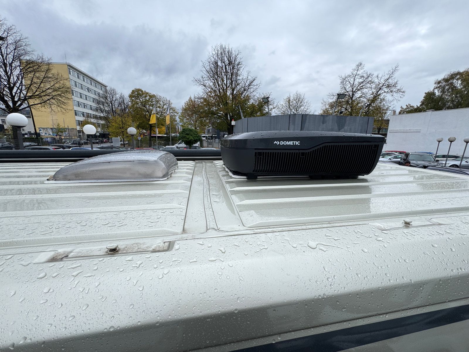 Fahrzeugabbildung Pössl Roadstar 640 DK DACHKLIMA AHK NAVI KAMERA LED 1H