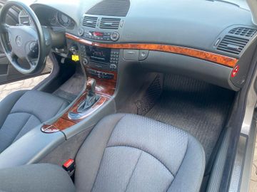 Bild 14 Mercedes-Benz E 320 E 320*60.000KM*TOP GEPFLEGT*1.HAND*SCHECKHEFT*