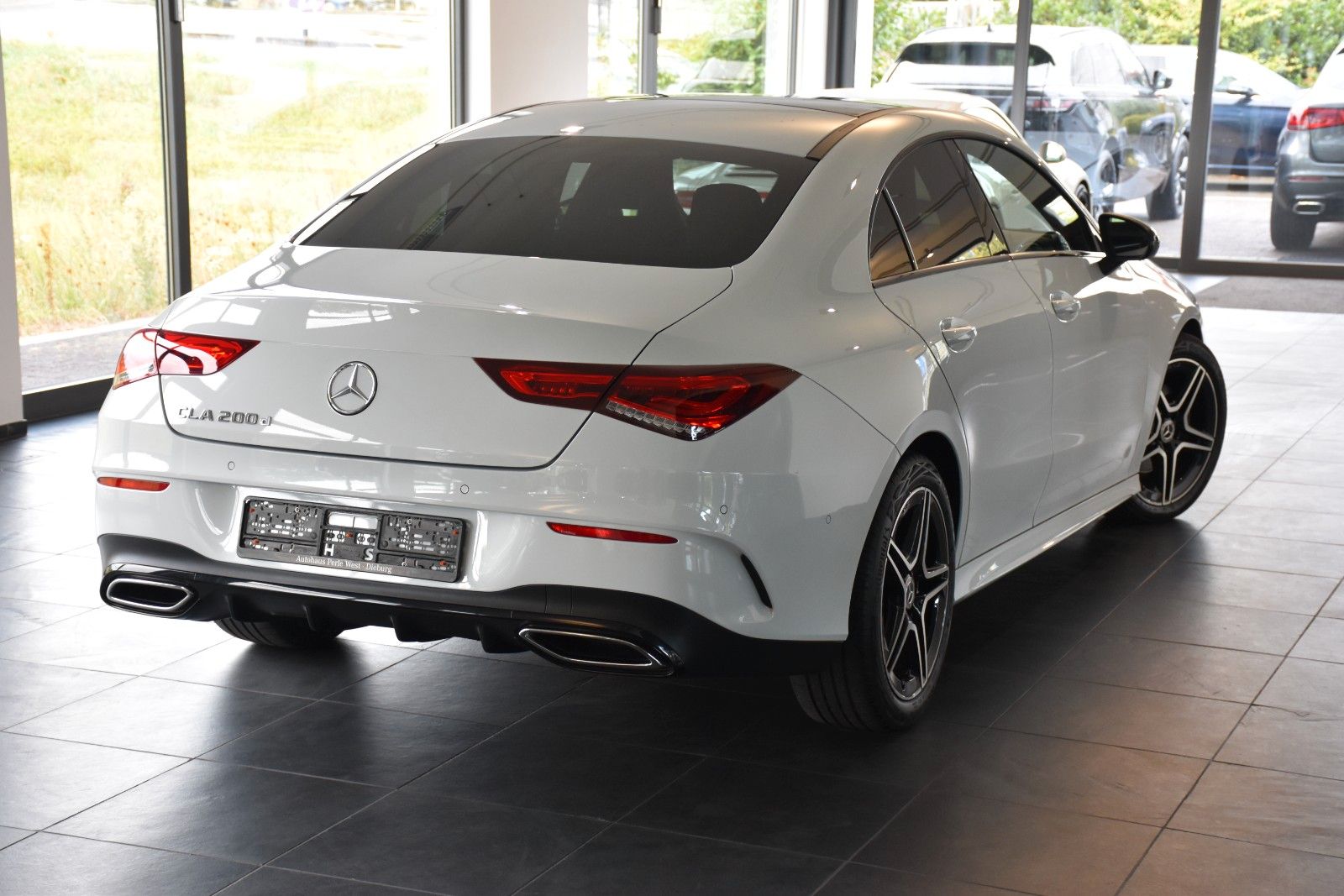 Mercedes-Benz CLA 200 d 8G-DCT AMG LINE WIDESCREEN PANO 360CAM foto 3