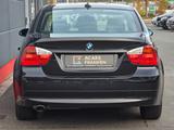 BMW 320 Baureihe 3 Lim. 320i - gebrauchte BMW 320 aus dem Jahr 2006