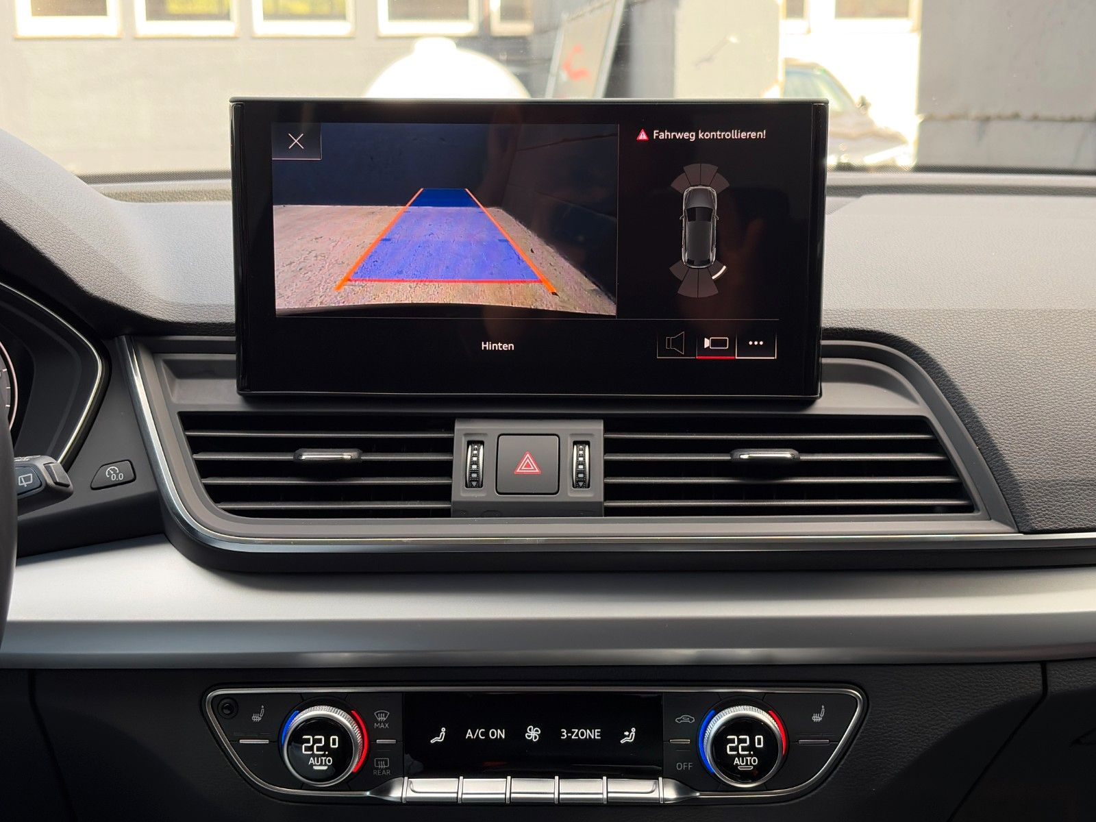 Fahrzeugabbildung Audi Q5 45 TFSI quattro S-line 3-Z.Klima Temp CAM VC